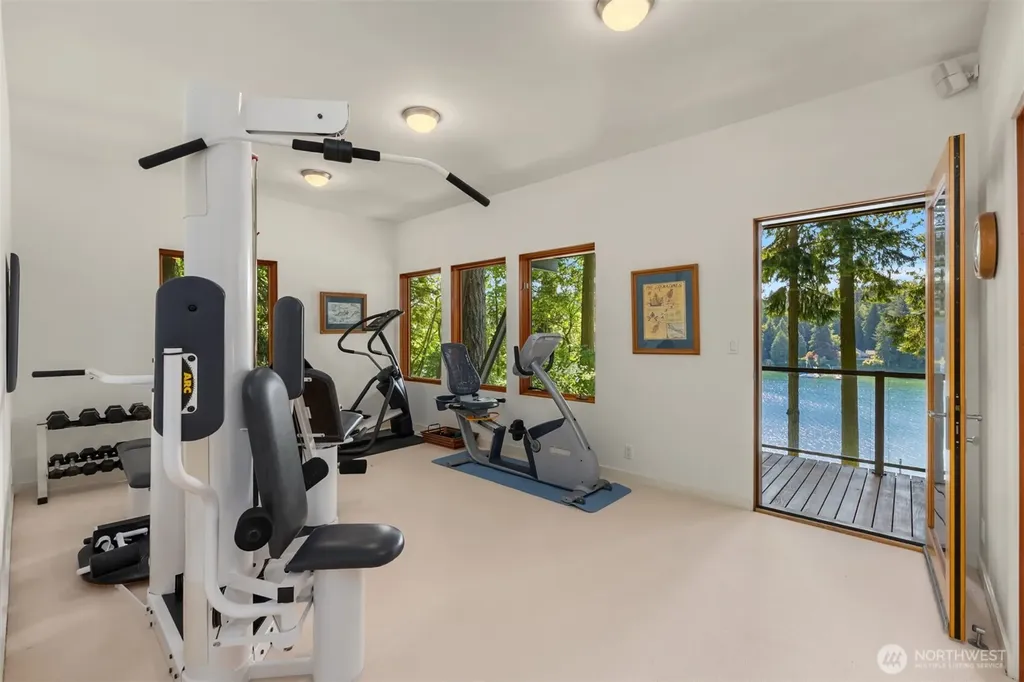 11515 Blue Heron Lane NE Bainbridge Island WA 98110