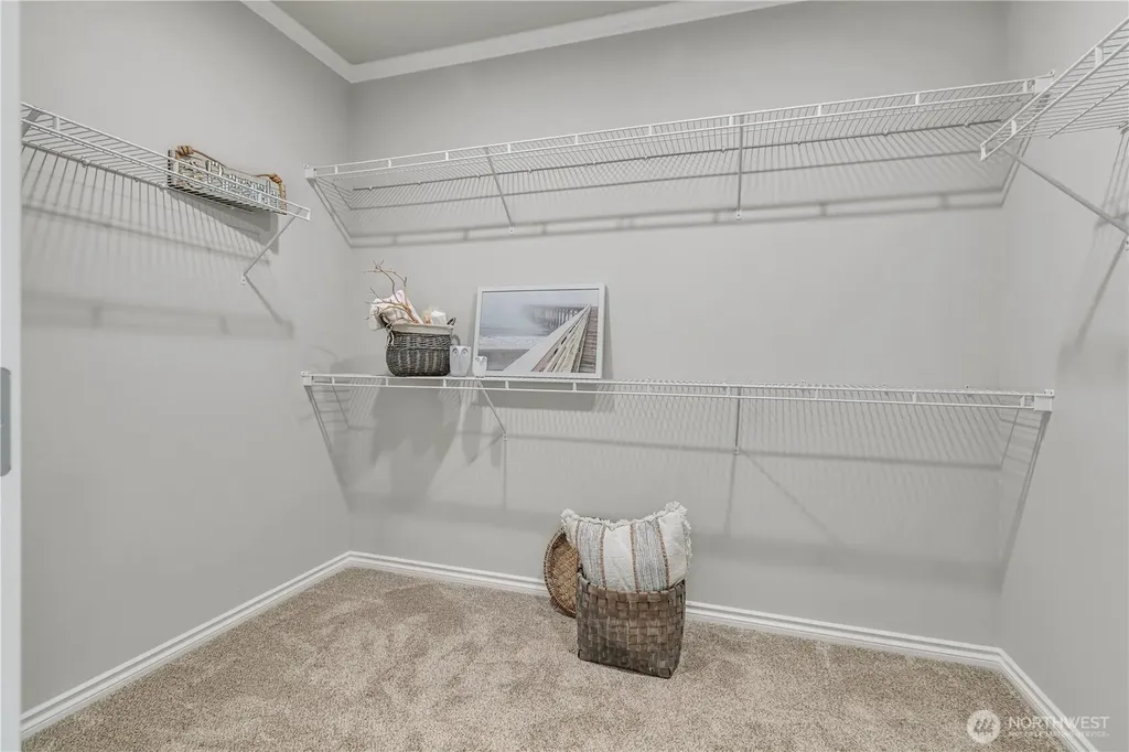19220 5th Street E Lake Tapps WA 98391