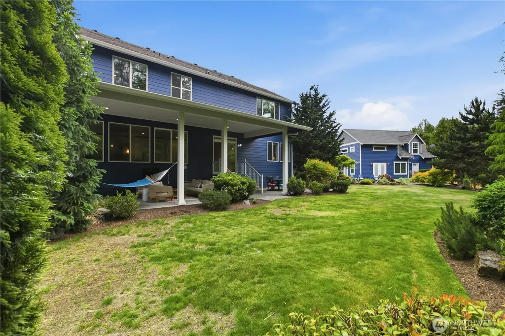 19220 5th Street E Lake Tapps WA 98391