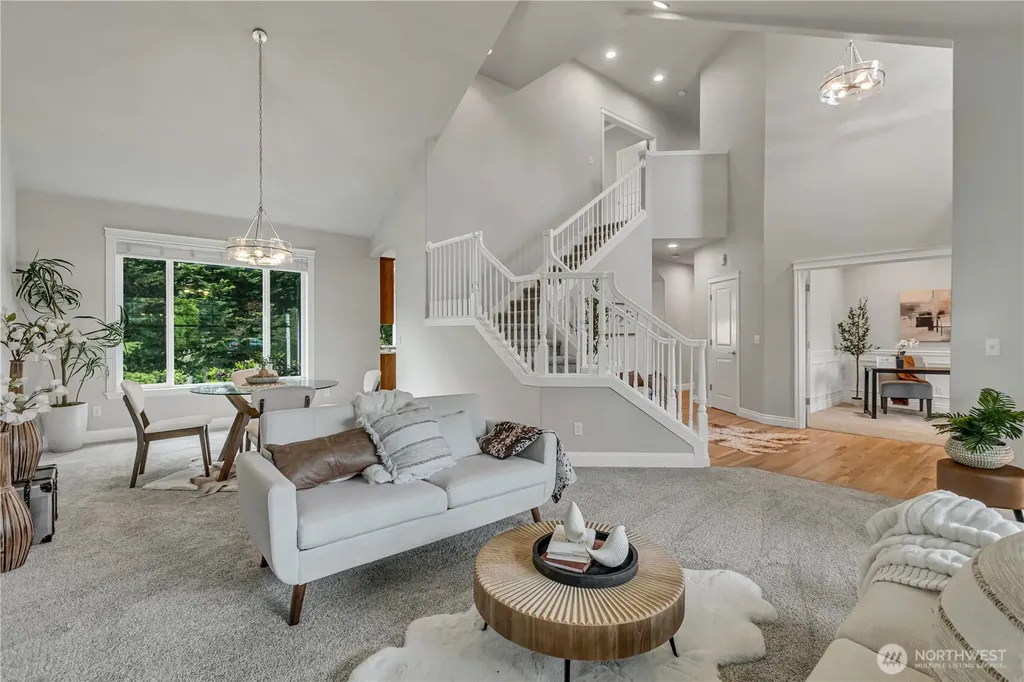 19220 5th Street E Lake Tapps WA 98391
