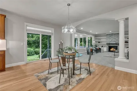 19220 5th Street E Lake Tapps WA 98391
