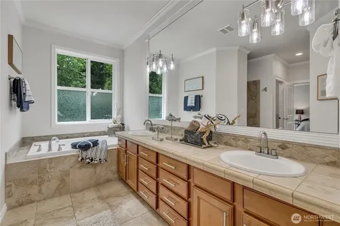 19220 5th Street E Lake Tapps WA 98391