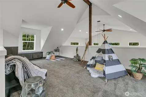 19220 5th Street E Lake Tapps WA 98391