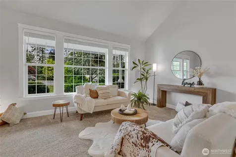 19220 5th Street E Lake Tapps WA 98391