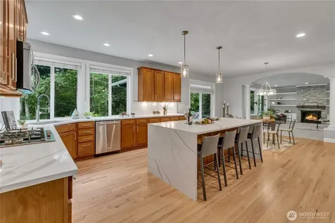 19220 5th Street E Lake Tapps WA 98391