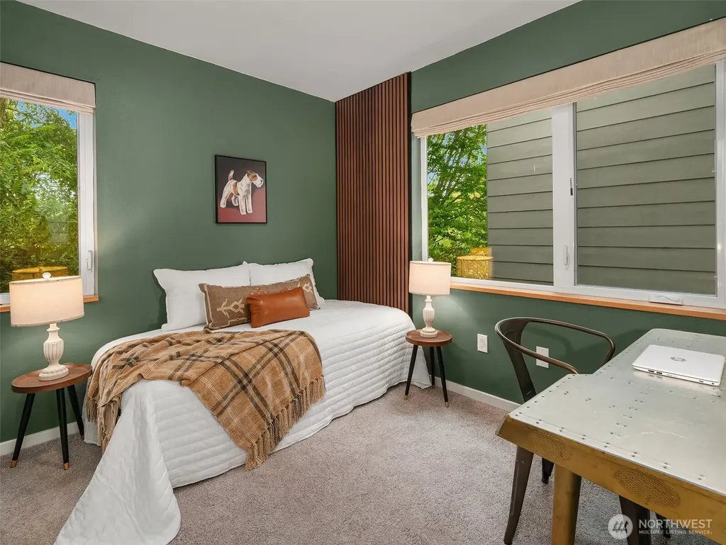 7154 44th Avenue S Seattle WA 98118