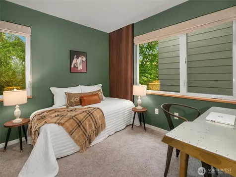 7154 44th Avenue S Seattle WA 98118