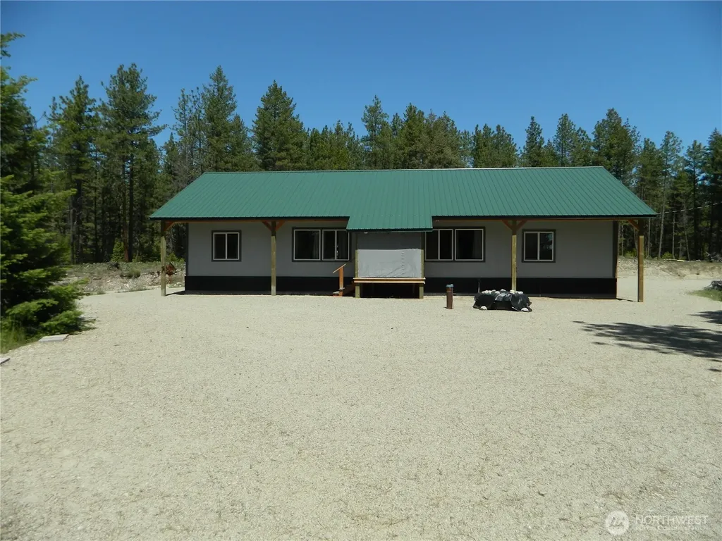 16 Summit Lake Road Tonasket WA 98855