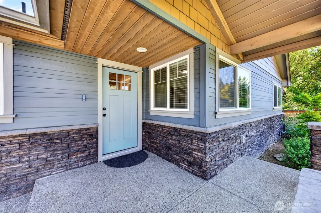 11605 67 Avenue E Puyallup WA 98373