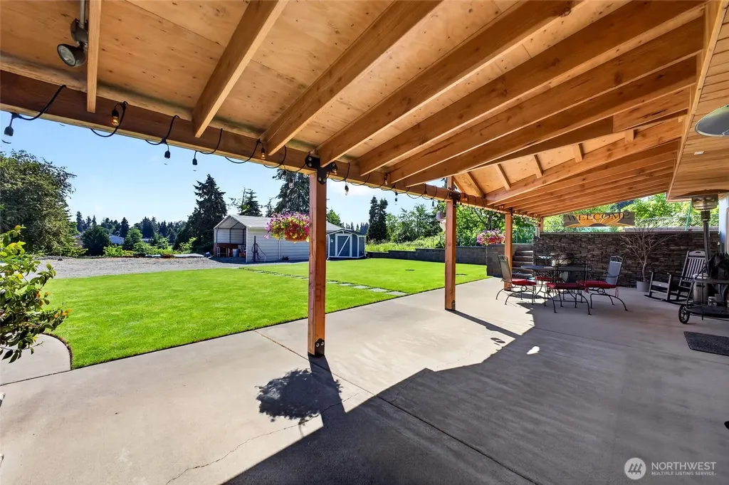 11605 67 Avenue E Puyallup WA 98373
