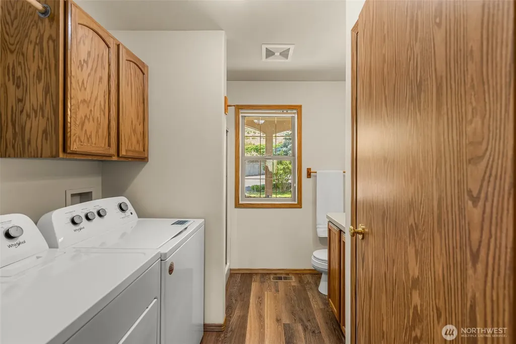 105 Bill Shaw Road Pateros WA 98846