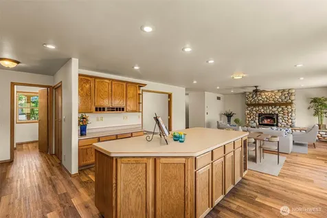 105 Bill Shaw Road Pateros WA 98846