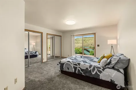 105 Bill Shaw Road Pateros WA 98846