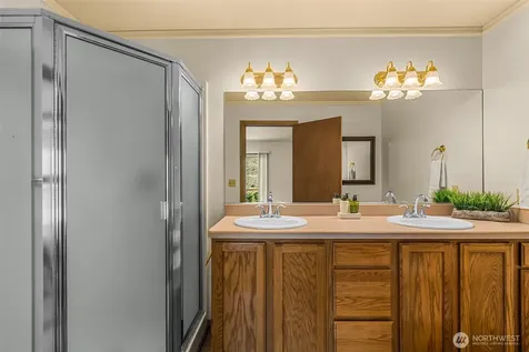 105 Bill Shaw Road Pateros WA 98846