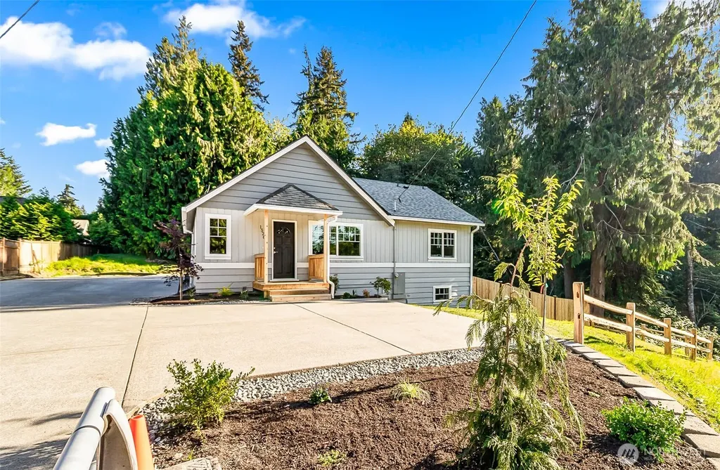 1526 W Mukilteo Boulevard Everett WA 98203