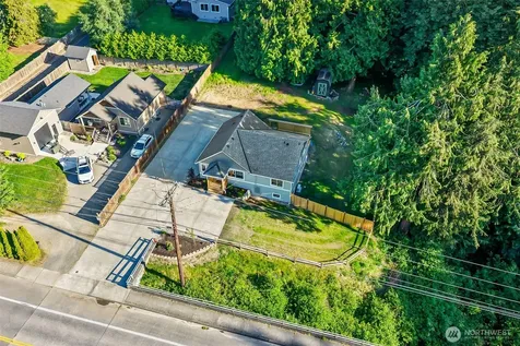 1526 W Mukilteo Boulevard Everett WA 98203
