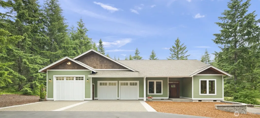 6301 Foxtrail Court NE Olympia WA 98516