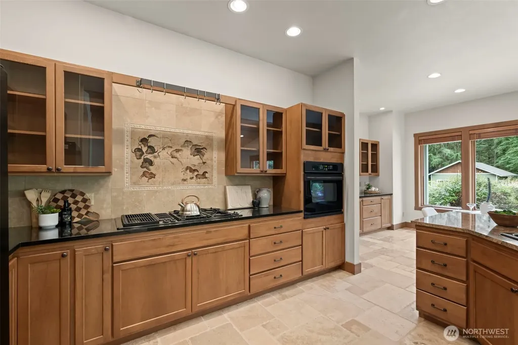 6301 Foxtrail Court NE Olympia WA 98516
