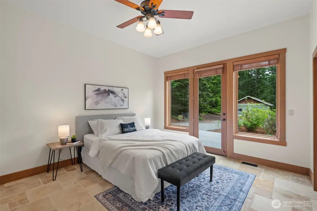 6301 Foxtrail Court NE Olympia WA 98516