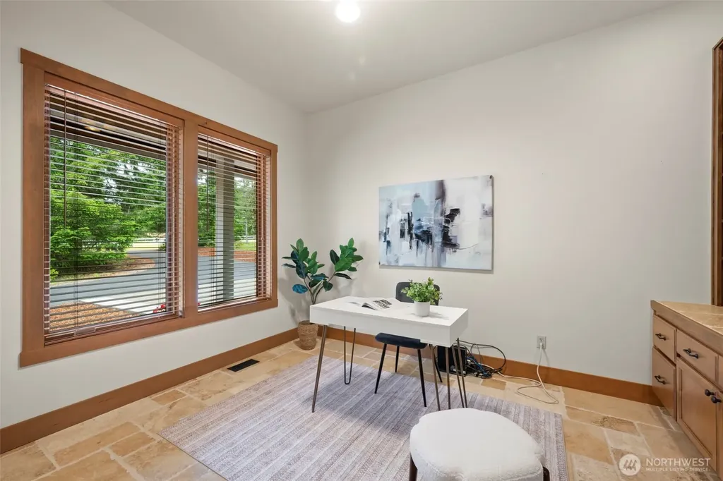 6301 Foxtrail Court NE Olympia WA 98516