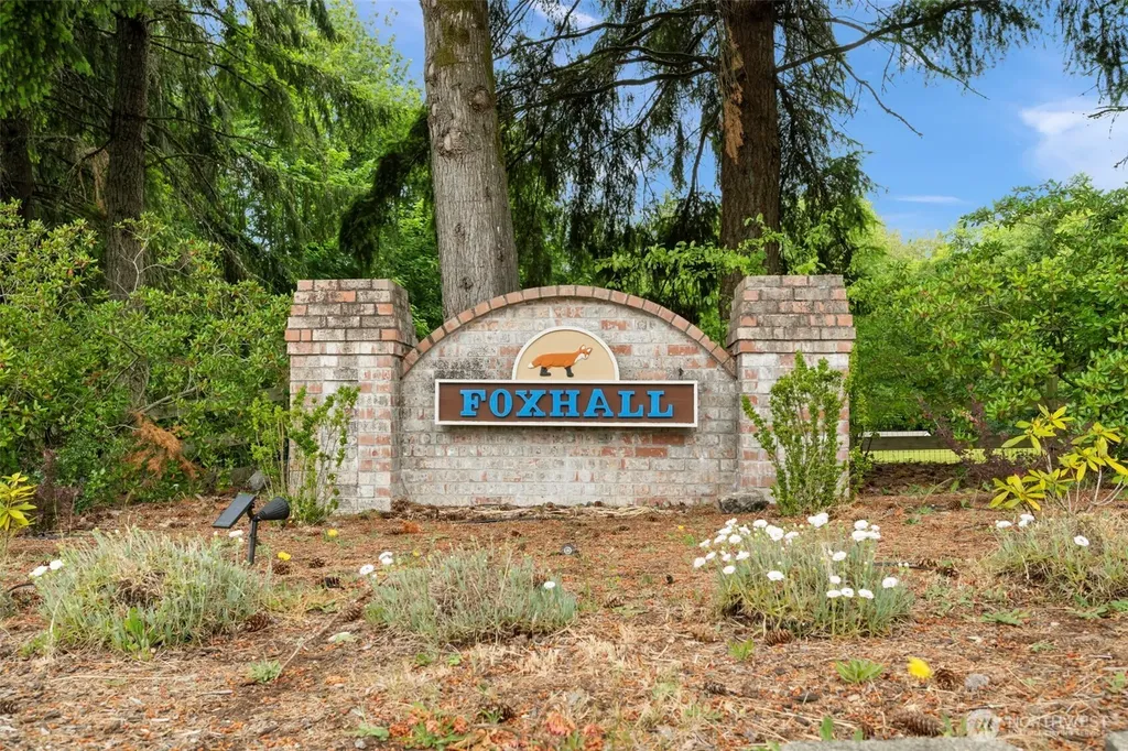 6301 Foxtrail Court NE Olympia WA 98516