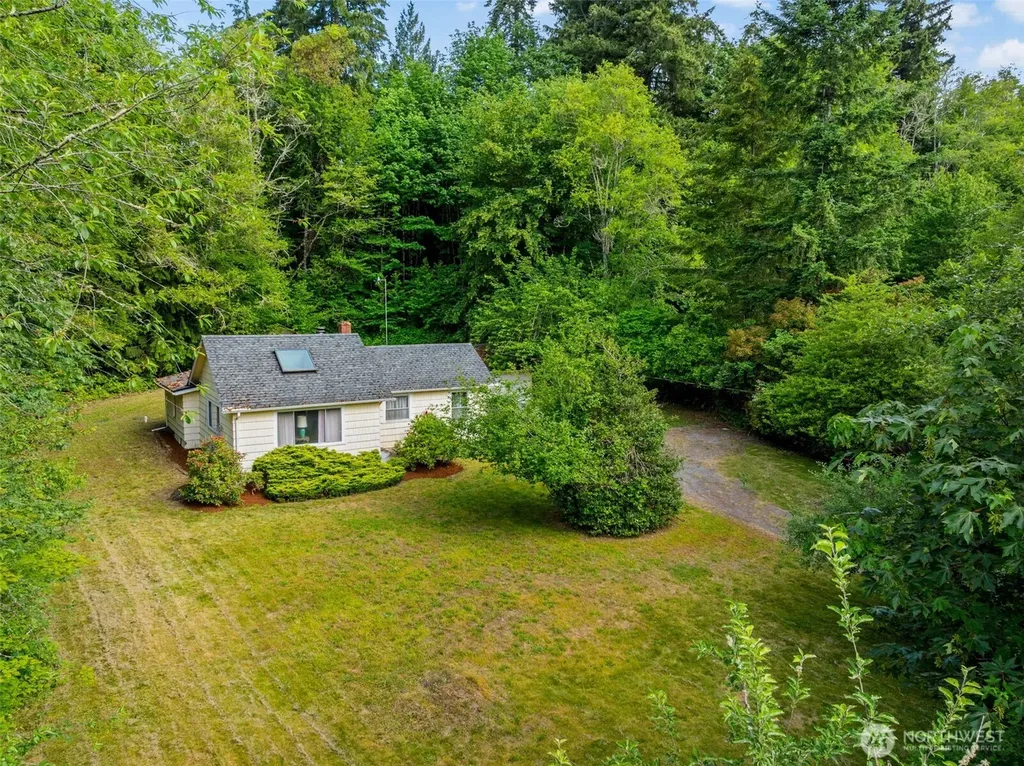 4711 Johnson Point Road NE Olympia WA 98516