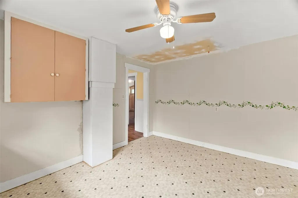 4711 Johnson Point Road NE Olympia WA 98516