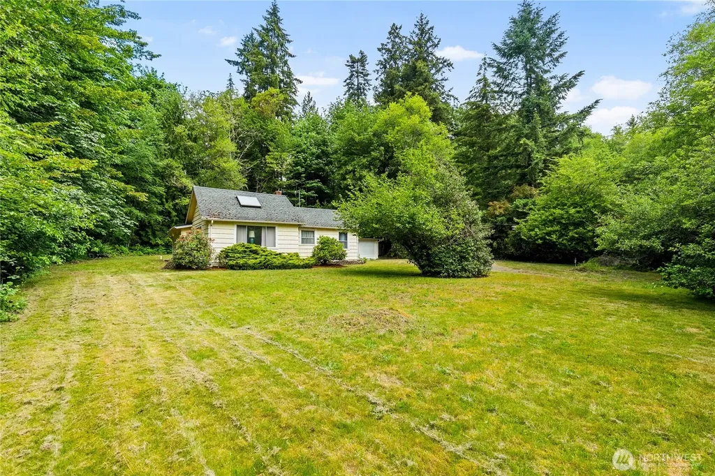 4711 Johnson Point Road NE Olympia WA 98516