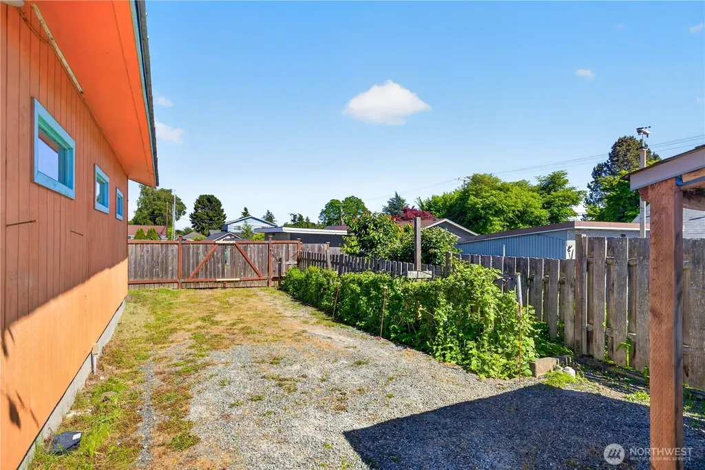 2009 11th Street Anacortes WA 98221
