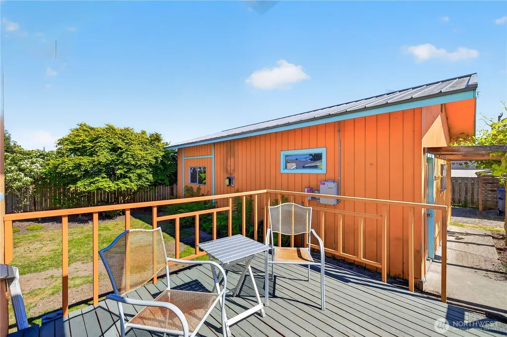 2009 11th Street Anacortes WA 98221