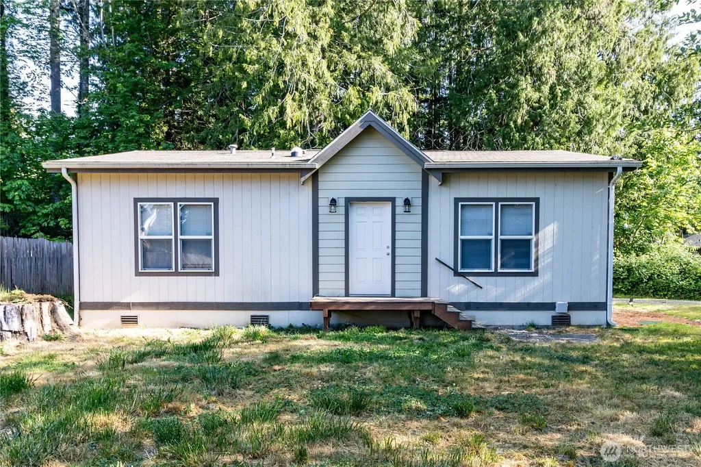 2165 Lynnette Place NW Bremerton WA 98312