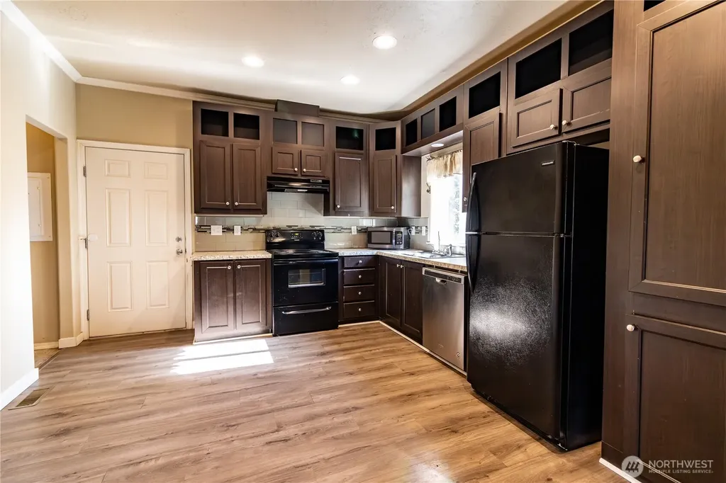 2165 Lynnette Place NW Bremerton WA 98312