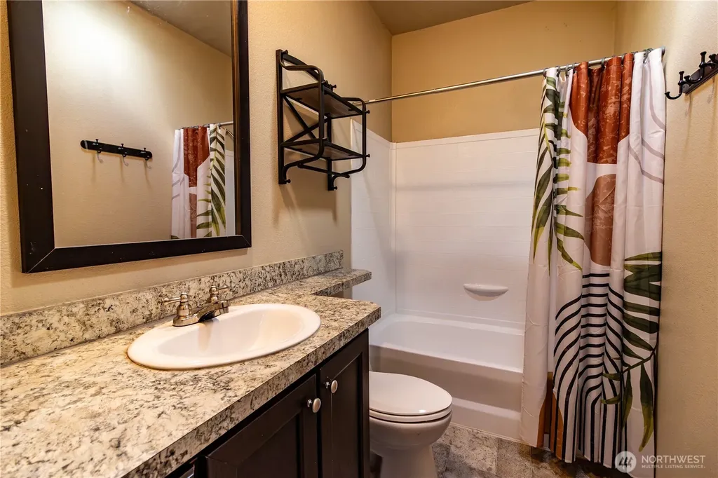 2165 Lynnette Place NW Bremerton WA 98312