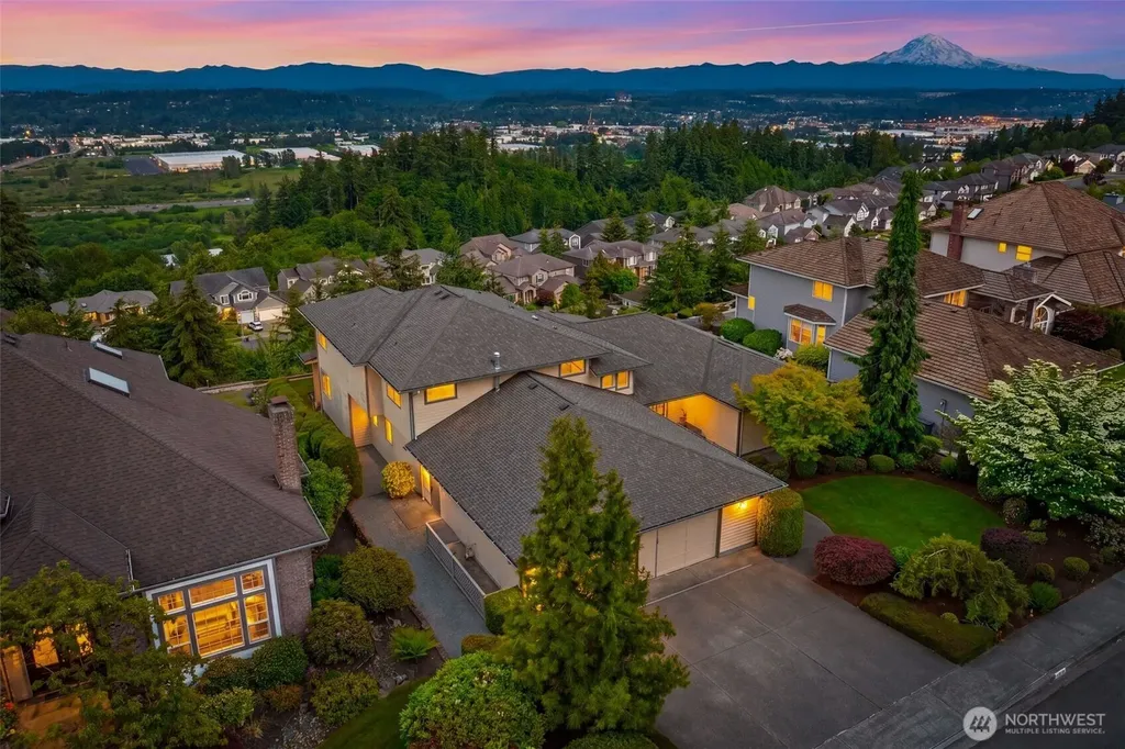 1312 W Street NW Auburn WA 98001