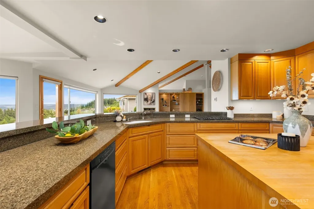 1312 W Street NW Auburn WA 98001