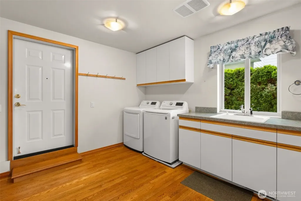 1312 W Street NW Auburn WA 98001