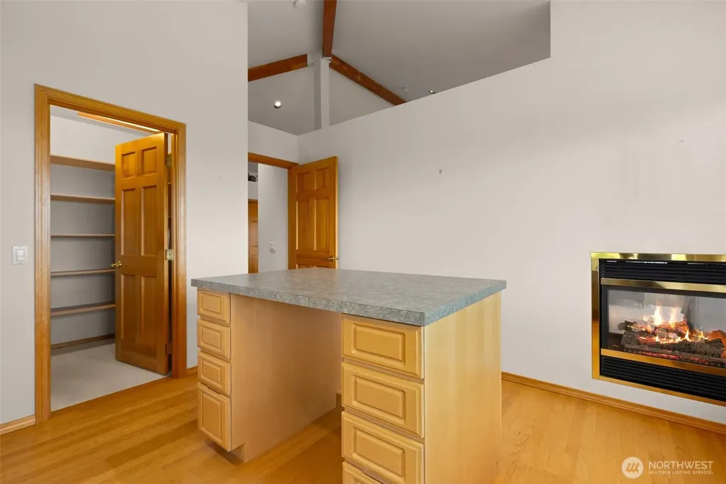 1312 W Street NW Auburn WA 98001