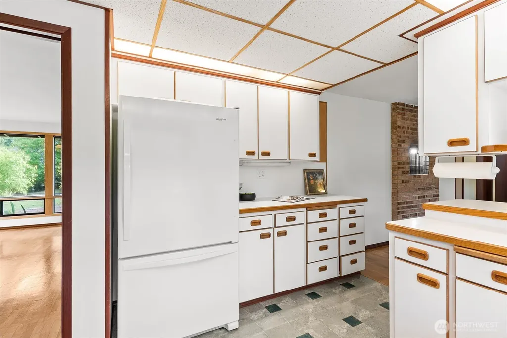 4215 189th Place SW Lynnwood WA 98036