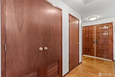 4215 189th Place SW Lynnwood WA 98036