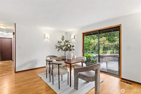 4215 189th Place SW Lynnwood WA 98036