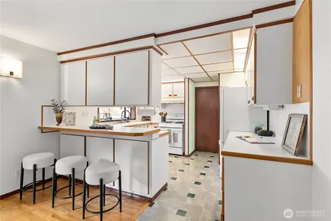 4215 189th Place SW Lynnwood WA 98036