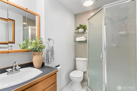 4215 189th Place SW Lynnwood WA 98036
