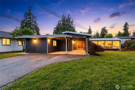 4215 189th Place SW Lynnwood WA 98036