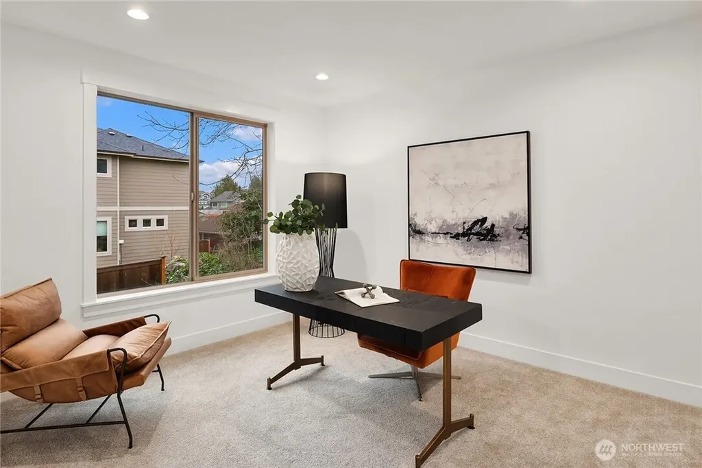 3202 Burnett Avenue N Renton WA 98056