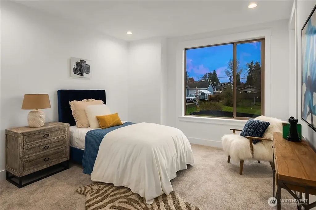 3202 Burnett Avenue N Renton WA 98056