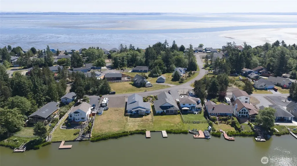 595 Blue Wing Loop SE Ocean Shores WA 98569