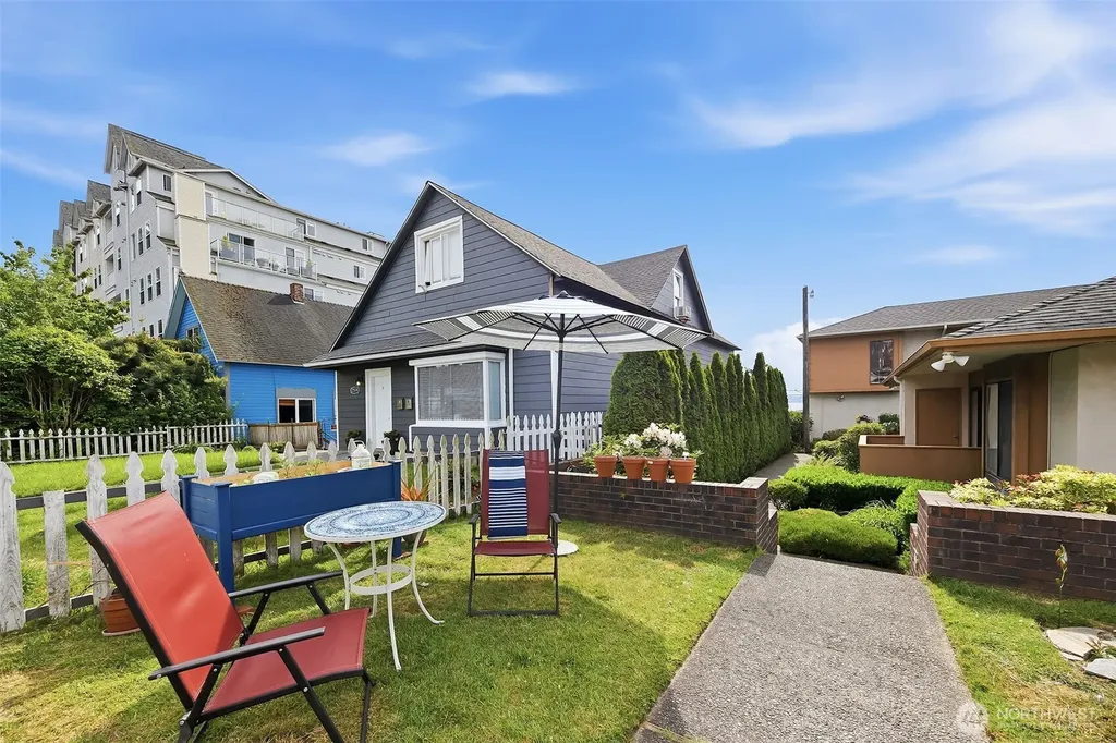2510 Rucker Avenue Everett WA 98201