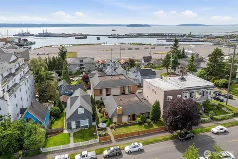 2510 Rucker Avenue Everett WA 98201