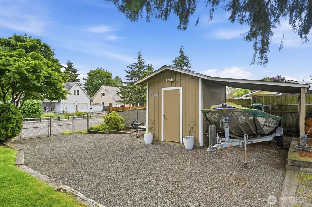15919 119th Avenue E Puyallup WA 98374