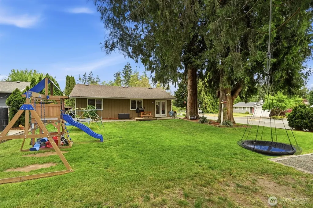 15919 119th Avenue E Puyallup WA 98374